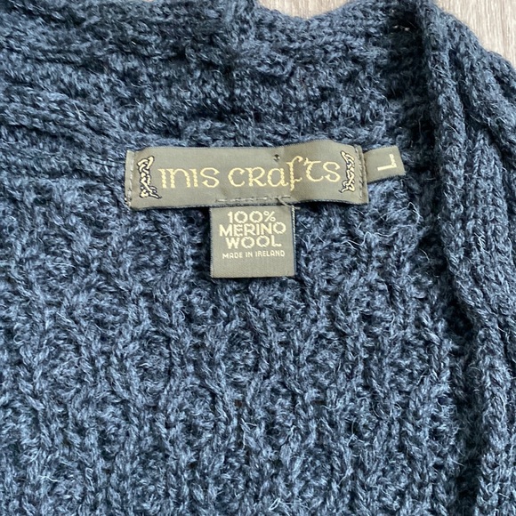 Vintage Ireland 100% merino wool cable cardigan - Picture 3 of 11